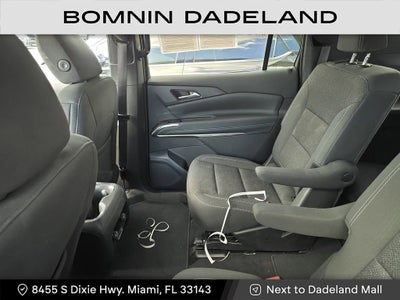 2024 Chevrolet Traverse LT