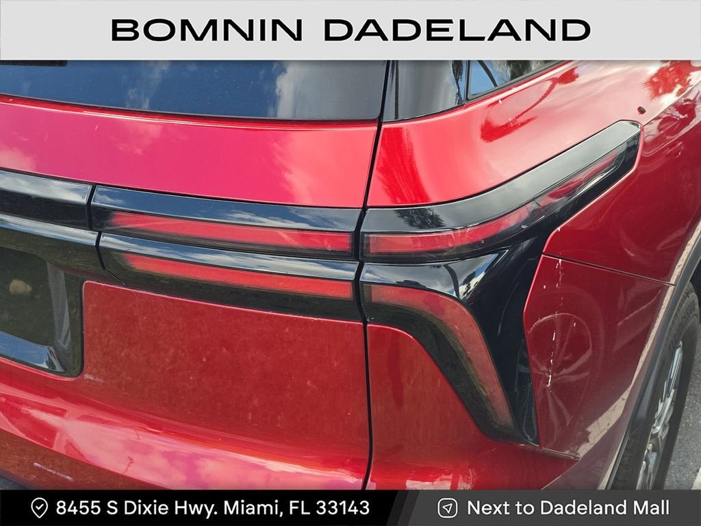 2024 Chevrolet Traverse LT