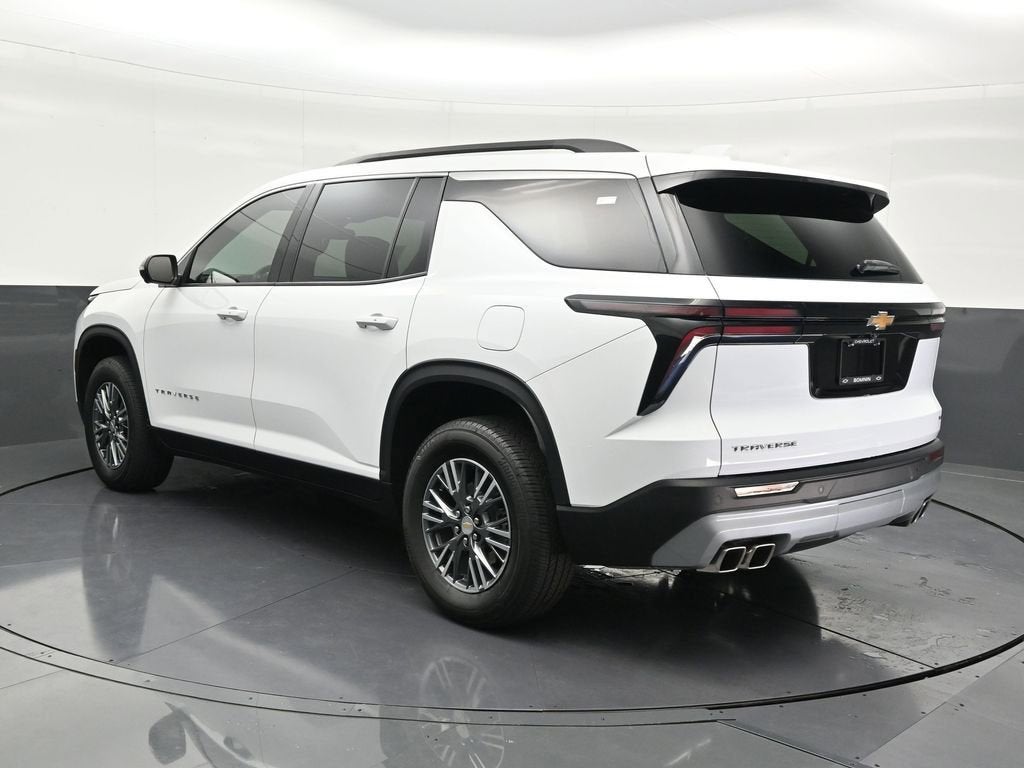 2024 Chevrolet Traverse LT