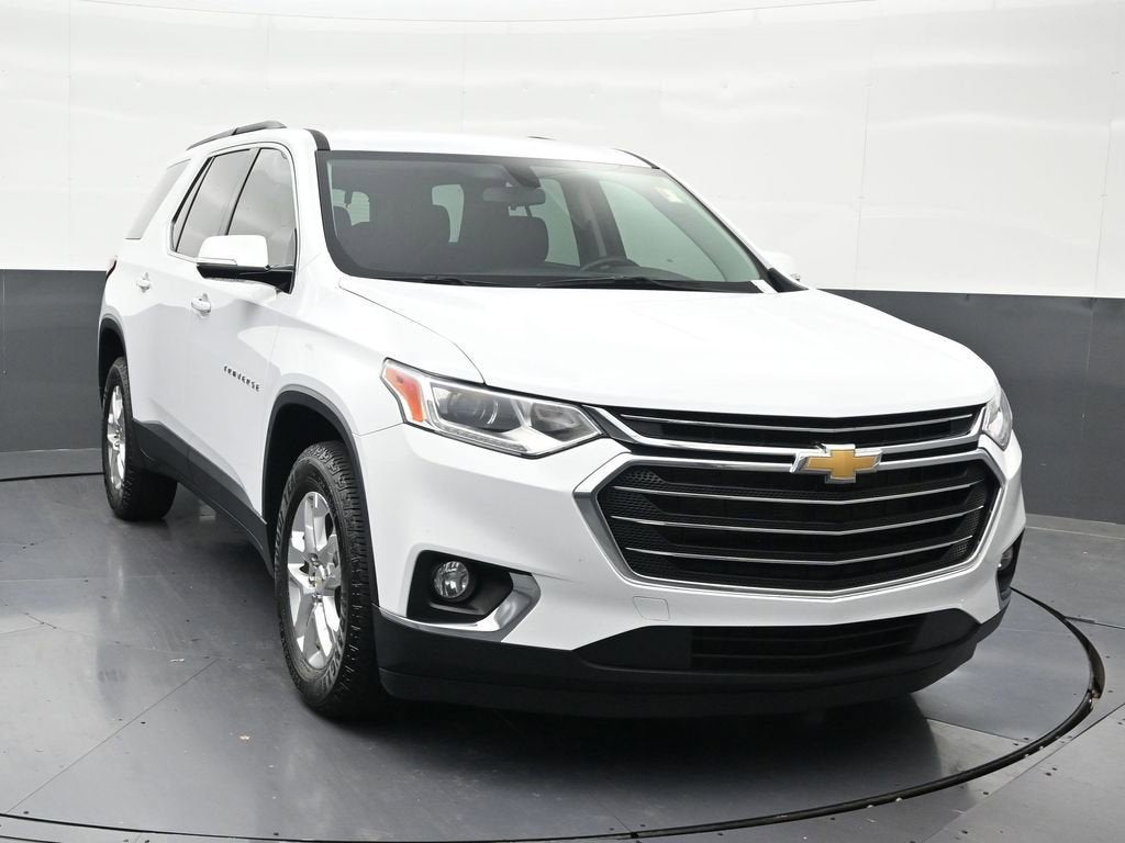 2021 Chevrolet Traverse LT Cloth