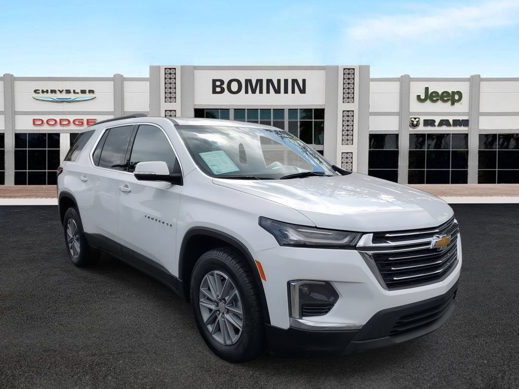 2022 Chevrolet Traverse LT Cloth