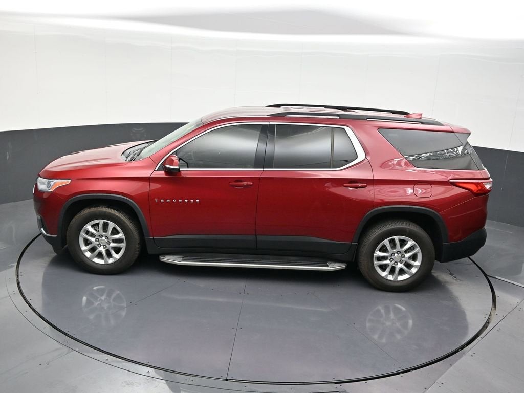 2021 Chevrolet Traverse LT Cloth