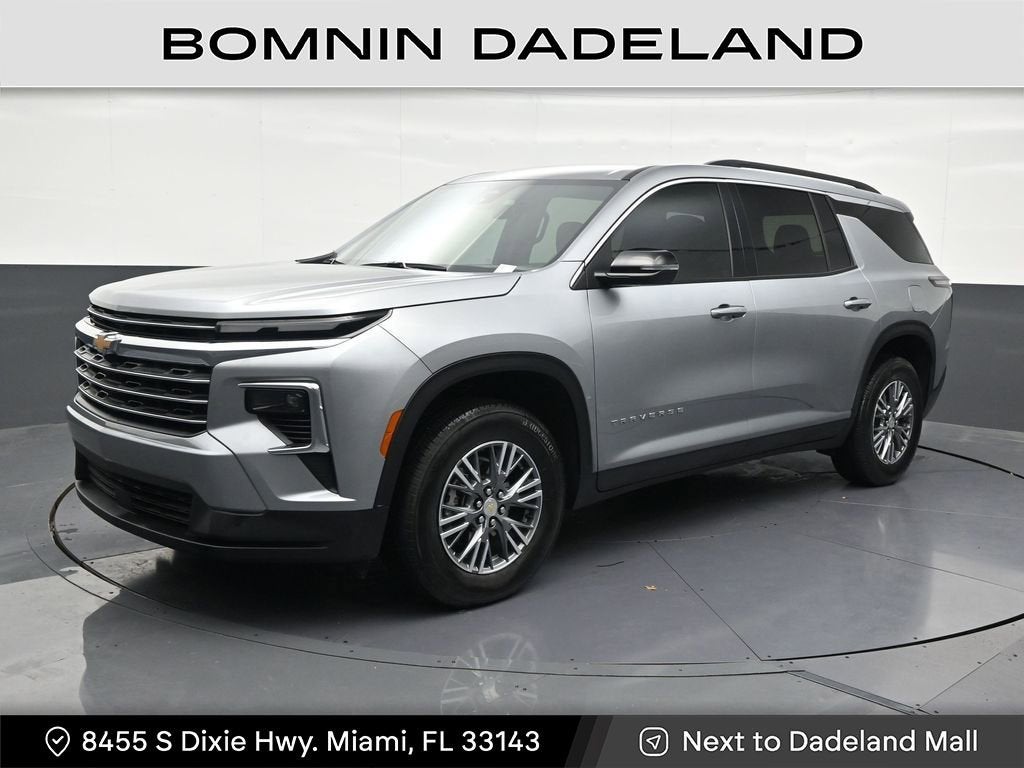 2025 Chevrolet Traverse FWD LT's photo