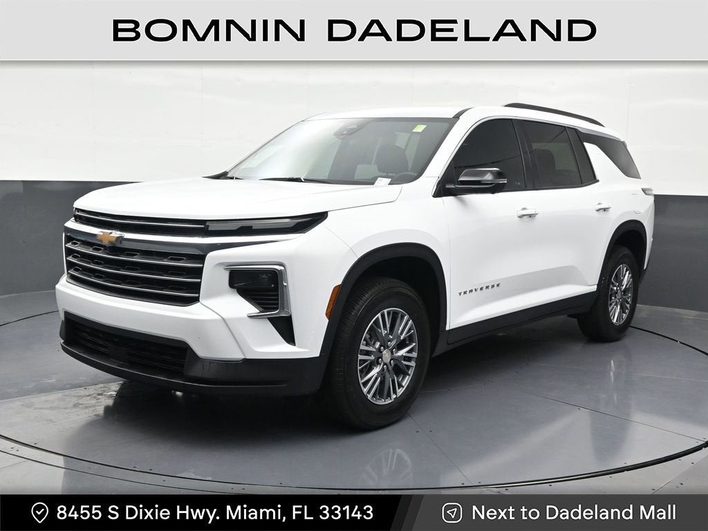 2025 Chevrolet Traverse FWD LT's photo