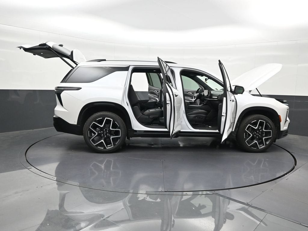 2025 Chevrolet Traverse High Country