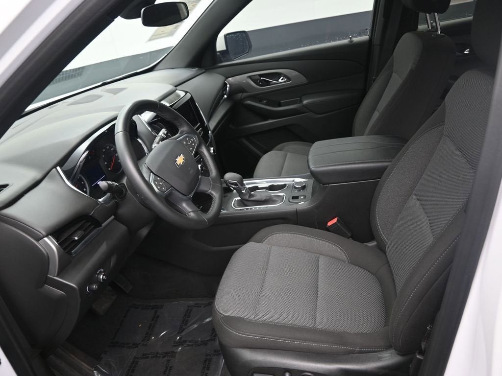 2024 Chevrolet Traverse Limited LT Cloth
