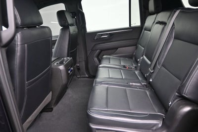 2025 Chevrolet Suburban LS