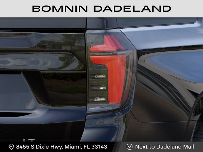 2026 Chevrolet Suburban LT - Photo 11