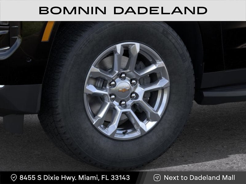 2026 Chevrolet Suburban LT - Photo 9