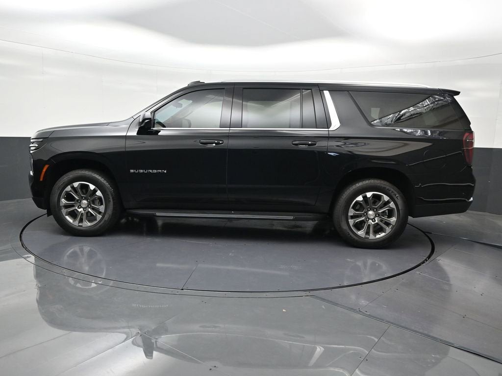 2025 Chevrolet Suburban LT