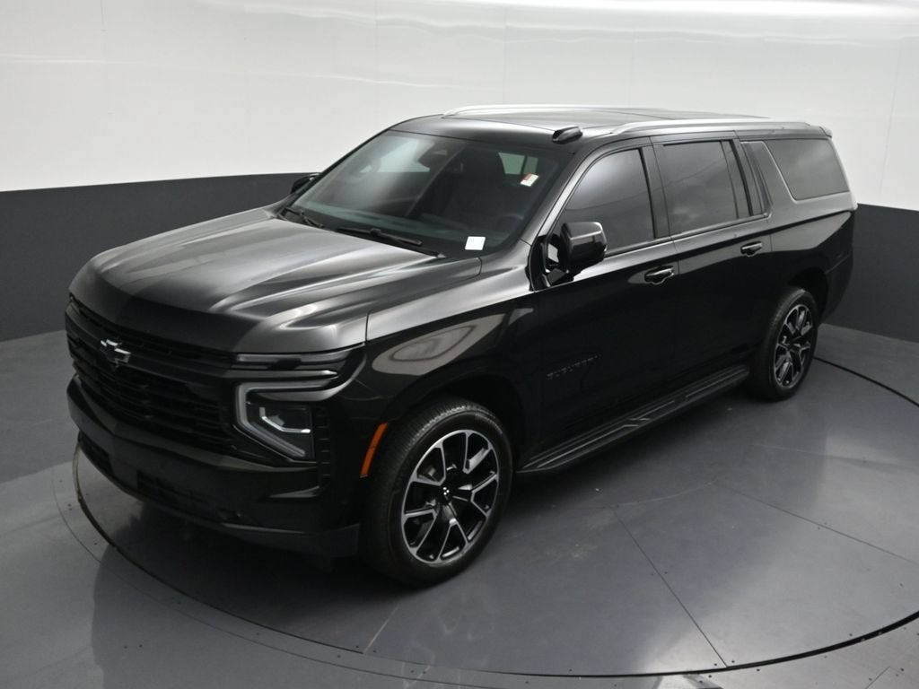 2025 Chevrolet Suburban RST