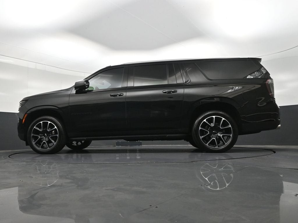 2025 Chevrolet Suburban RST