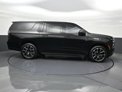 2025 Chevrolet Suburban RST