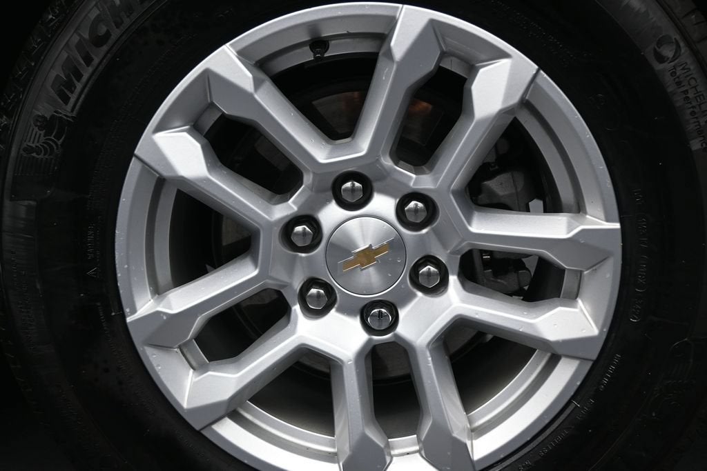 2025 Chevrolet Tahoe LS