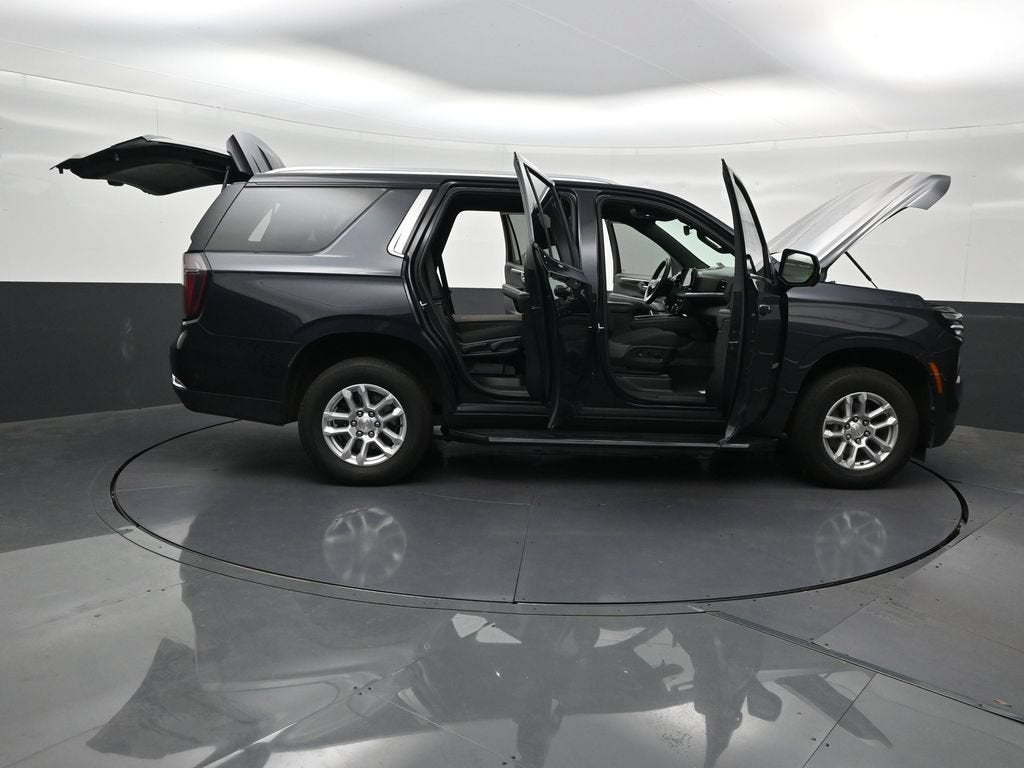 2025 Chevrolet Tahoe LS