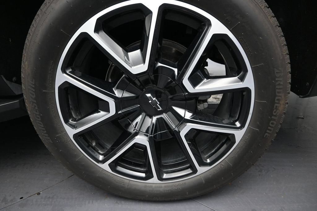 2025 Chevrolet Tahoe RST