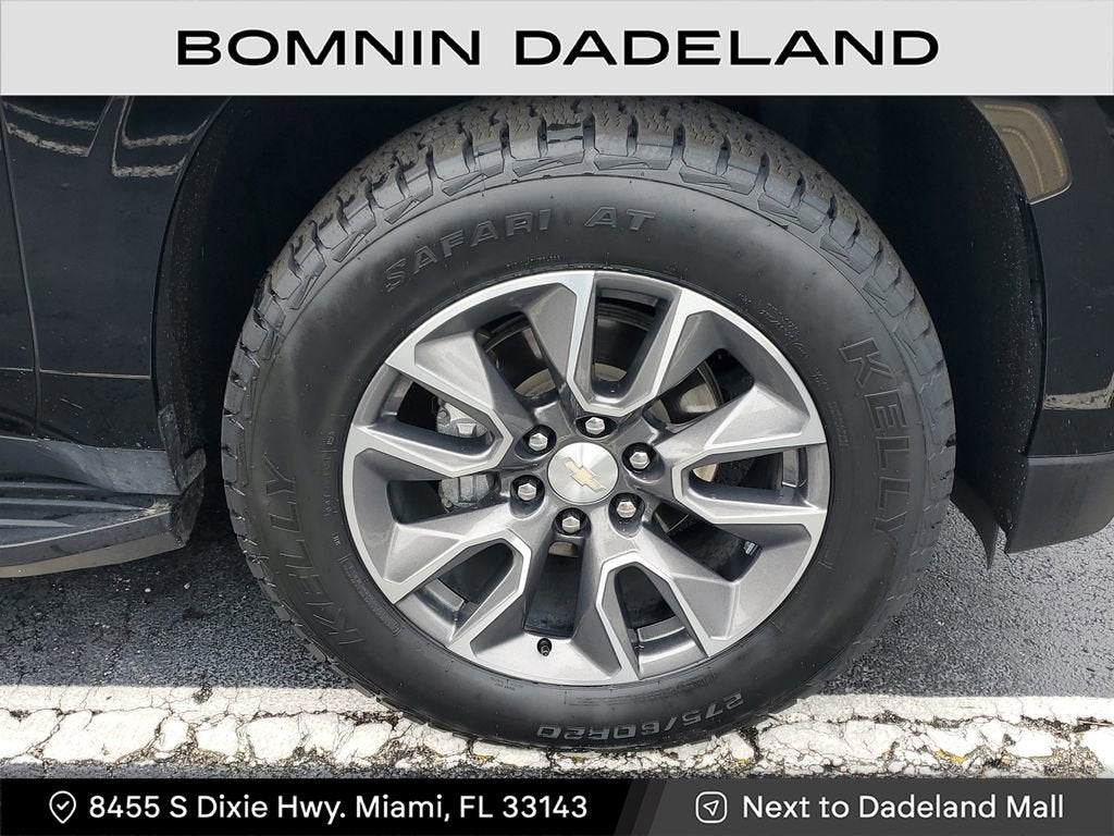 2023 Chevrolet Suburban LS