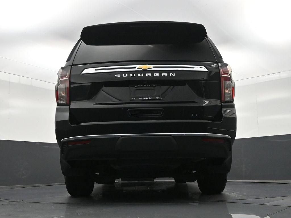 2022 Chevrolet Suburban LT