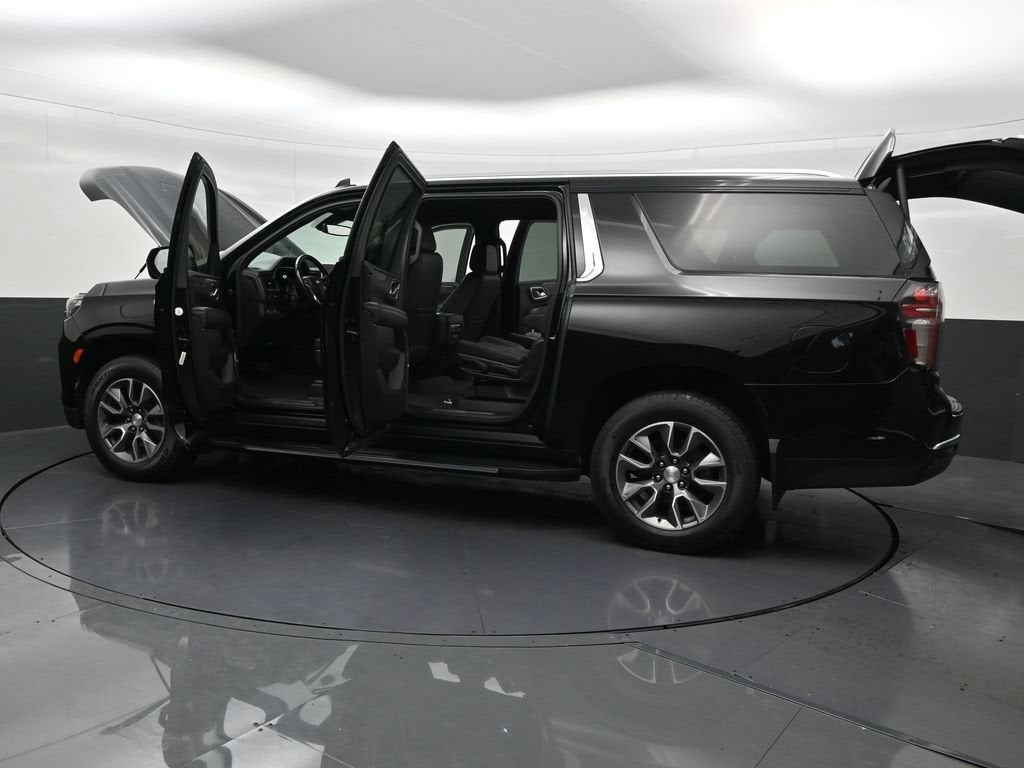 2022 Chevrolet Suburban LT
