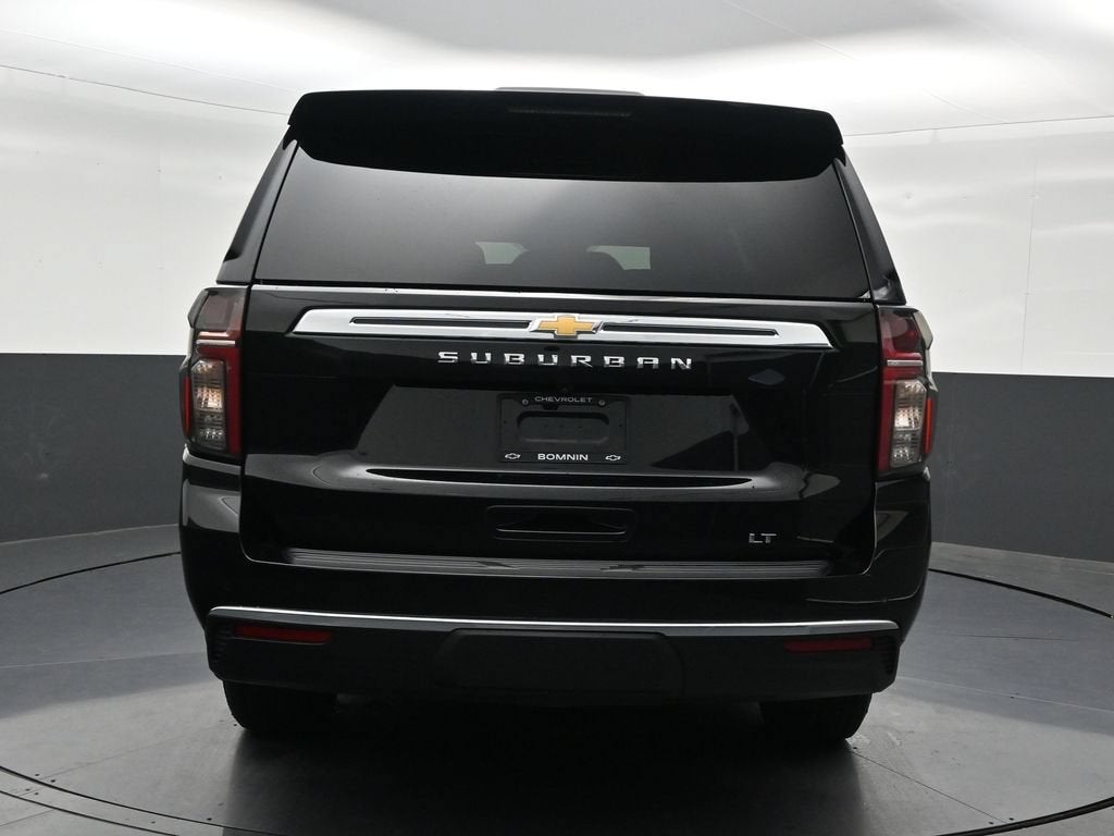 2022 Chevrolet Suburban LT