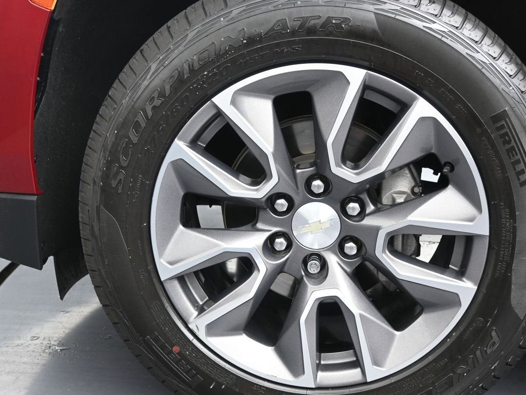 2022 Chevrolet Suburban LT