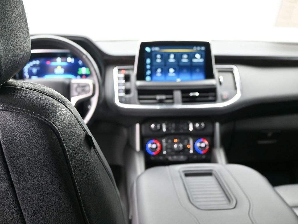 2022 Chevrolet Suburban LT