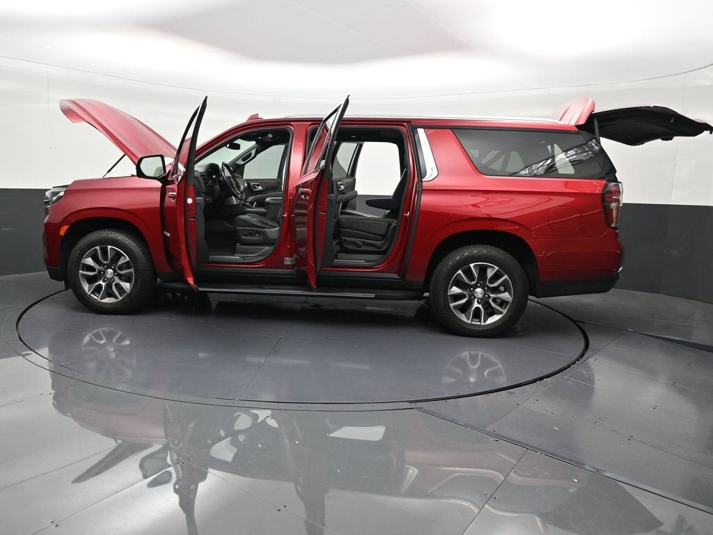 2022 Chevrolet Suburban LT