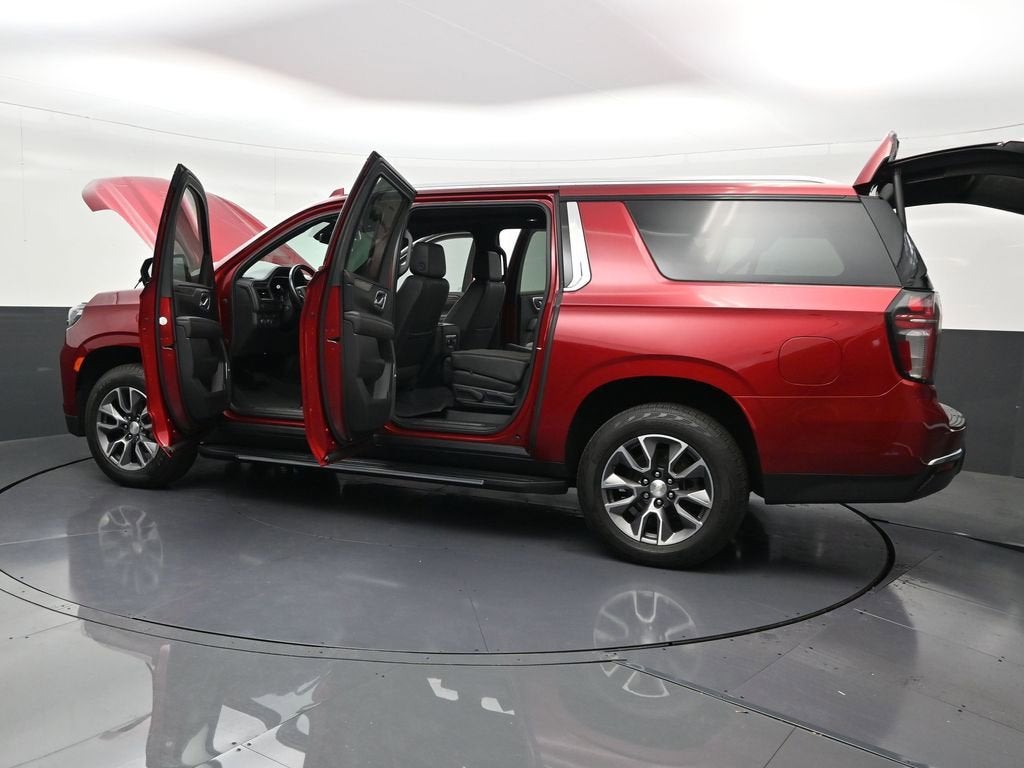 2022 Chevrolet Suburban LT