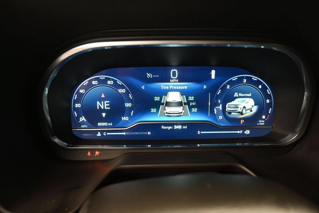 2023 Chevrolet Suburban LT