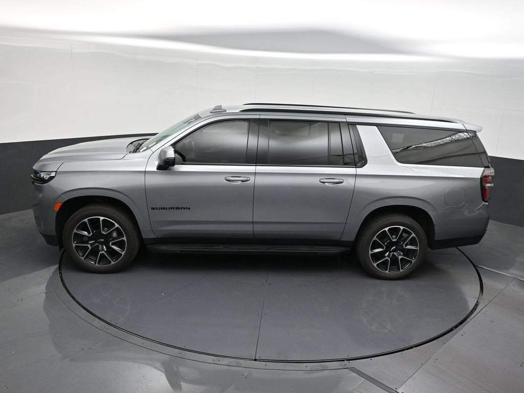 2024 Chevrolet Suburban RST