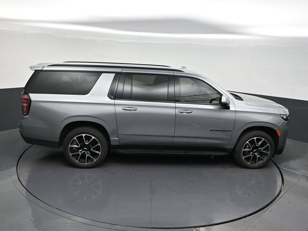2024 Chevrolet Suburban RST