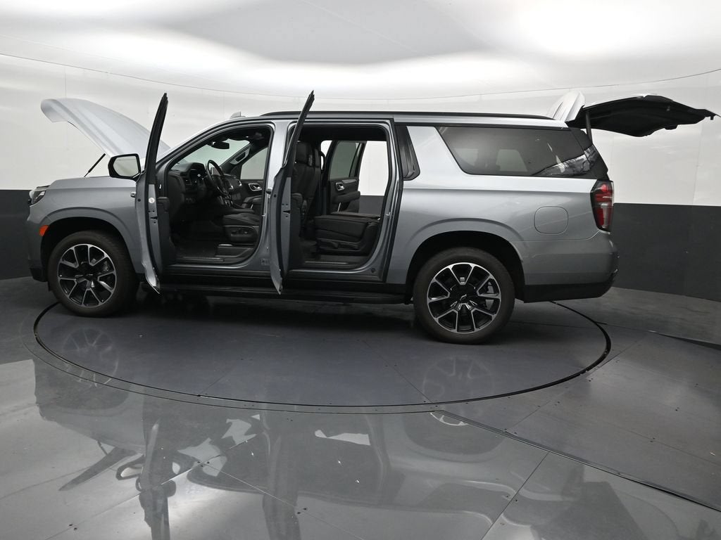 2024 Chevrolet Suburban RST