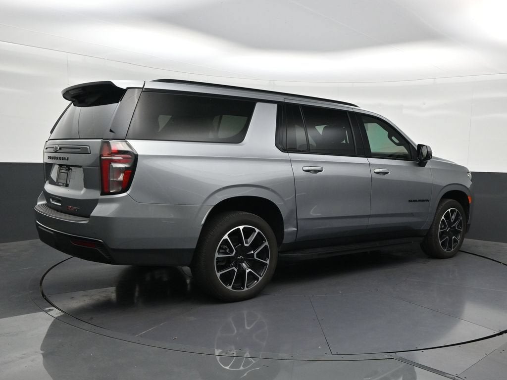 2024 Chevrolet Suburban RST