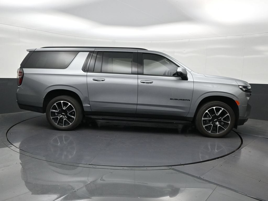 2024 Chevrolet Suburban RST