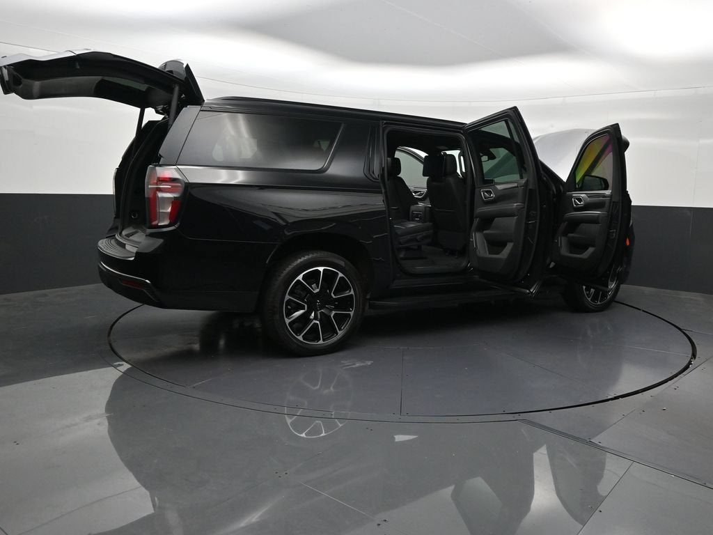 2021 Chevrolet Suburban RST