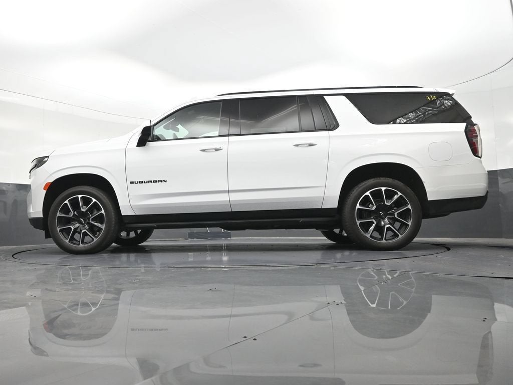 2024 Chevrolet Suburban RST