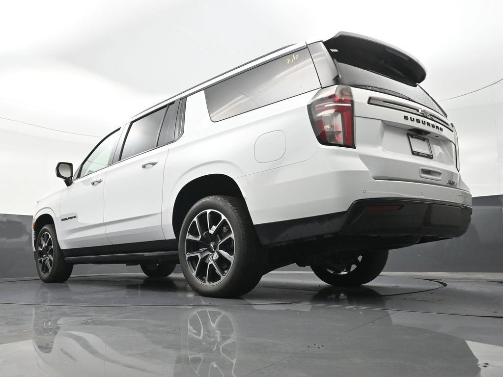 2024 Chevrolet Suburban RST