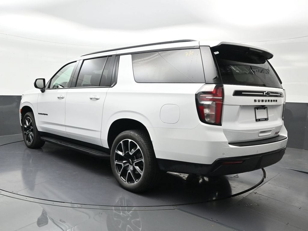 2024 Chevrolet Suburban RST