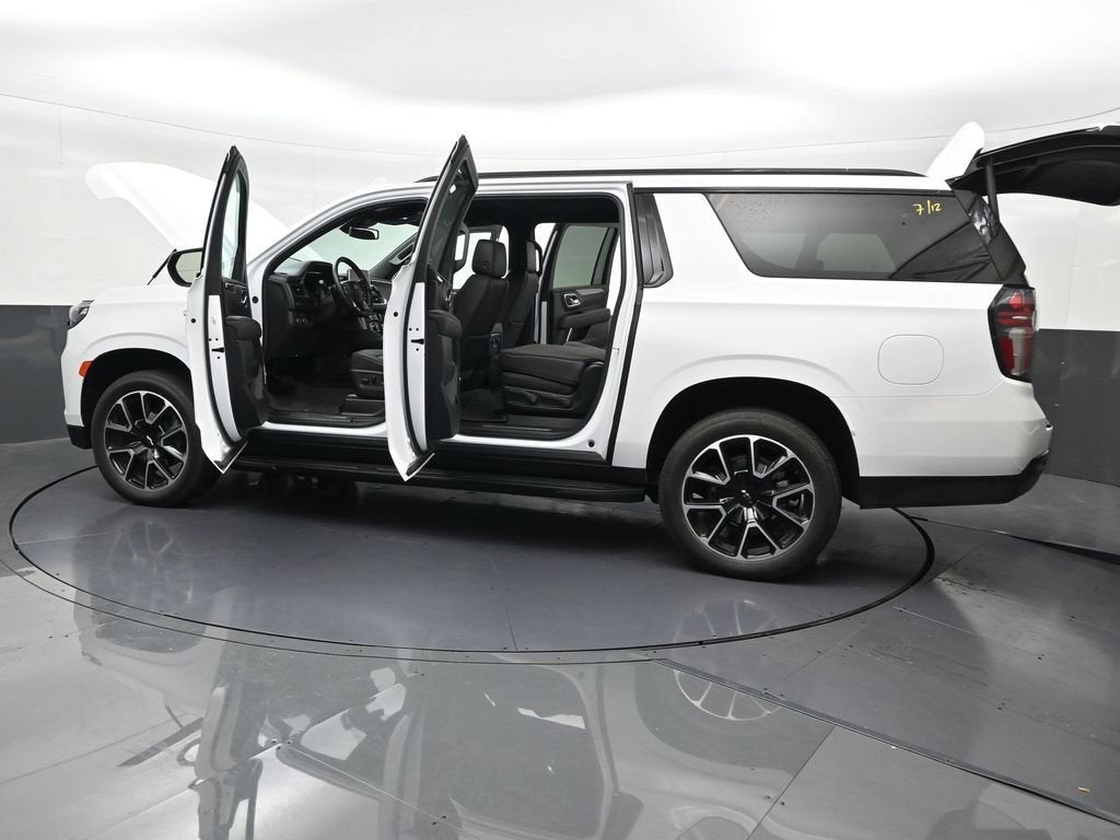 2024 Chevrolet Suburban RST