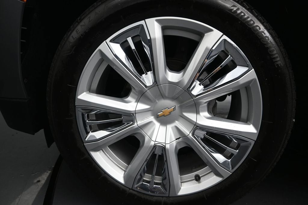 2021 Chevrolet Suburban High Country
