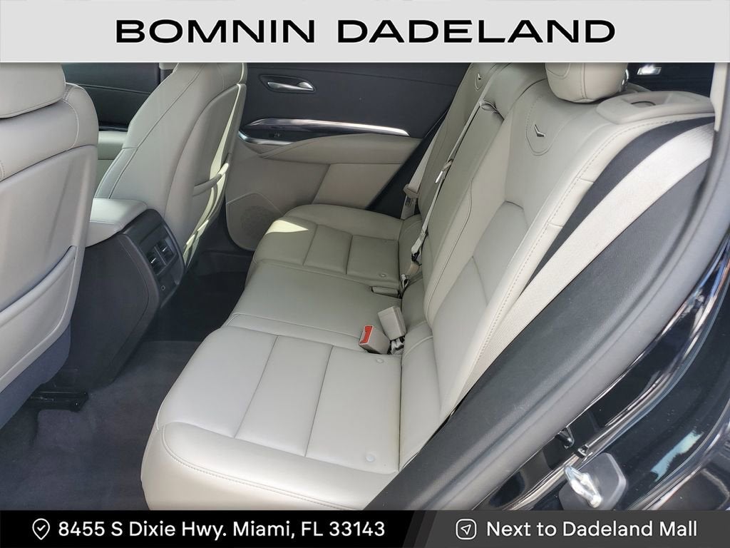 2022 Cadillac XT4 Luxury