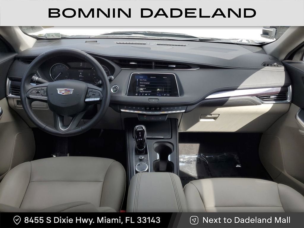 2022 Cadillac XT4 Luxury