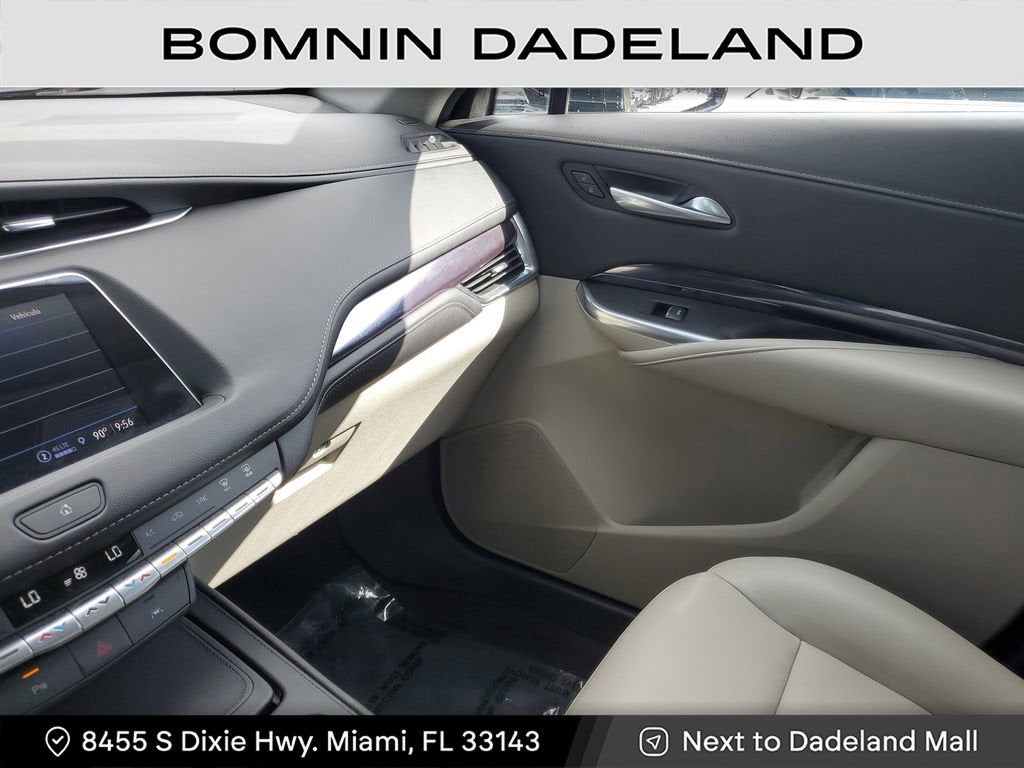 2022 Cadillac XT4 Luxury