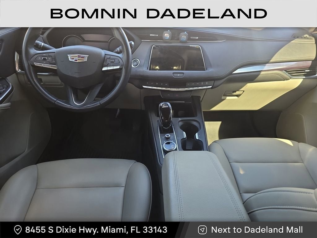 2023 Cadillac XT4 Luxury