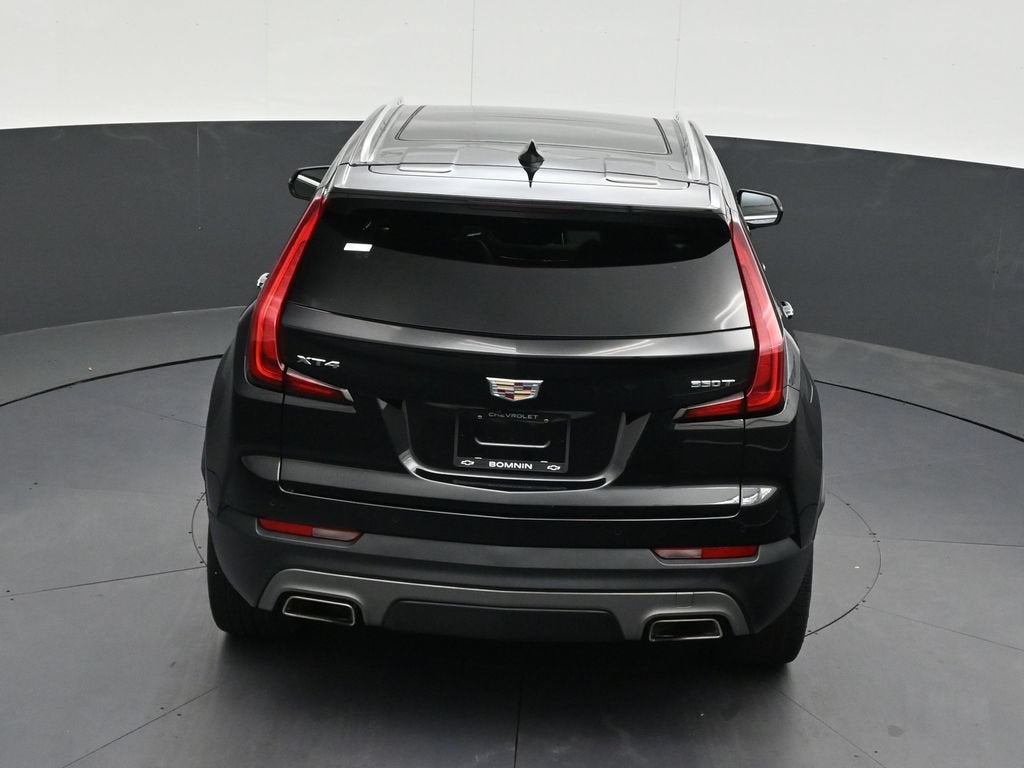 2023 Cadillac XT4 FWD Premium Luxury