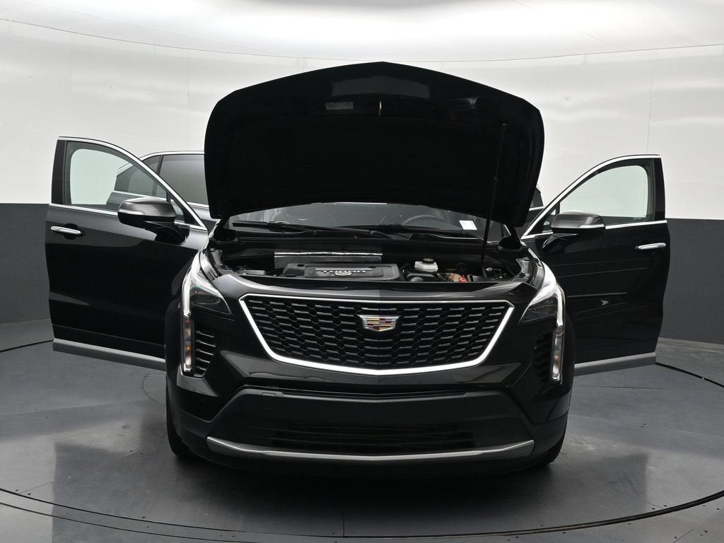 2023 Cadillac XT4 FWD Premium Luxury