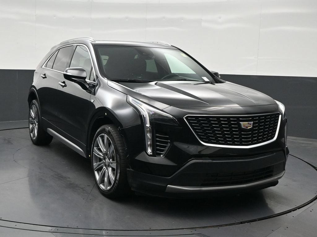 2023 Cadillac XT4 FWD Premium Luxury