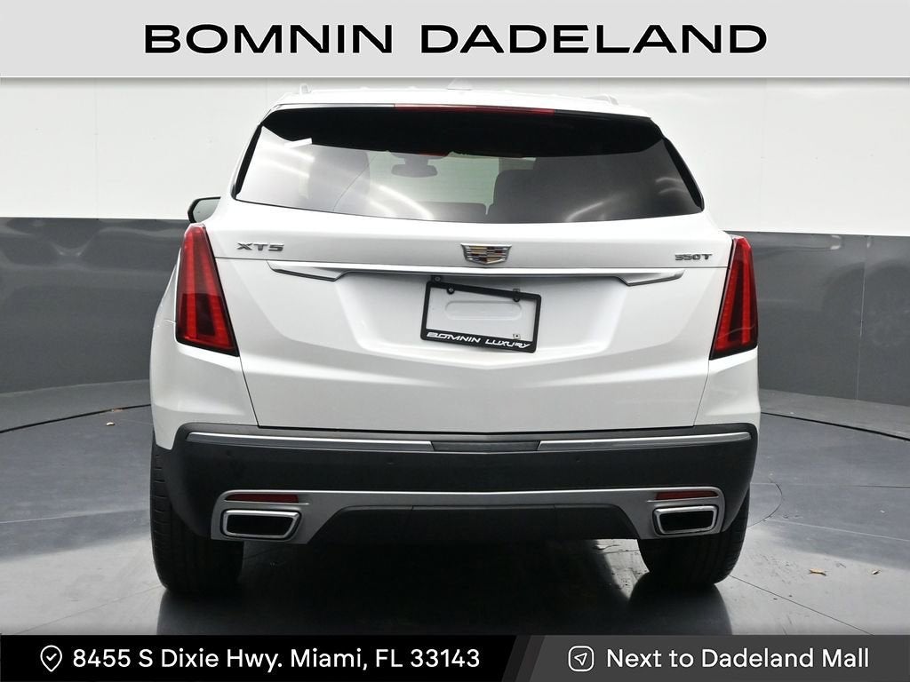 2022 Cadillac XT5 Premium Luxury
