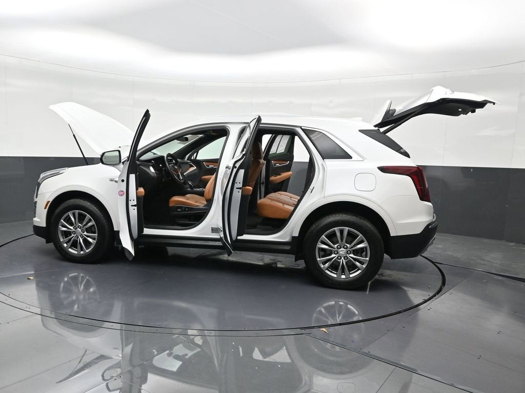 2022 Cadillac XT5 Premium Luxury