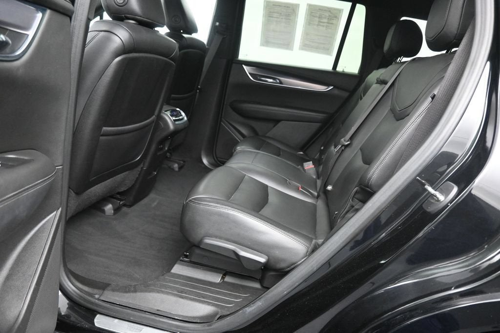 2023 Cadillac XT6 Luxury